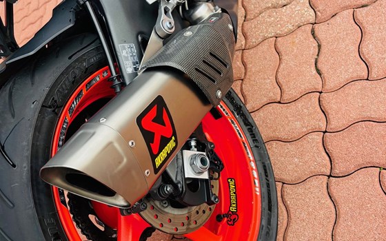 Gebrauchtmotorrad Yamaha MT-10 - Bild 4 Gebrauchtmotorrad Yamaha MT-10 - Bild 4