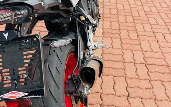 Gebrauchtmotorrad Yamaha MT-10 - Bild 6 Gebrauchtmotorrad Yamaha MT-10 - Bild 6