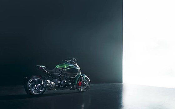 Gebrauchtmotorrad Ducati Diavel for Bentley - Bild 2 Gebrauchtmotorrad Ducati Diavel for Bentley - Bild 2