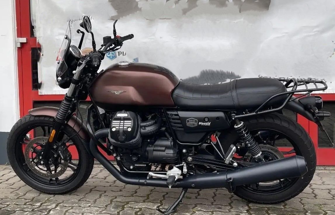 Guzzi V7iii Moto Guzzi V7 Night Pack Prezzo Motorcycles Moto Guzzi