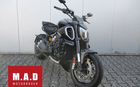 Gebrauchtmotorrad Ducati Diavel V4 - Bild 1