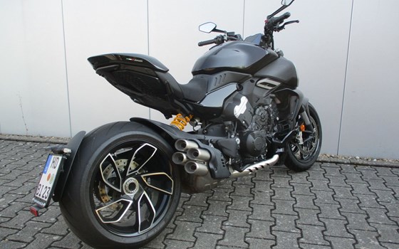 Gebrauchtmotorrad Ducati Diavel V4 - Bild 6
