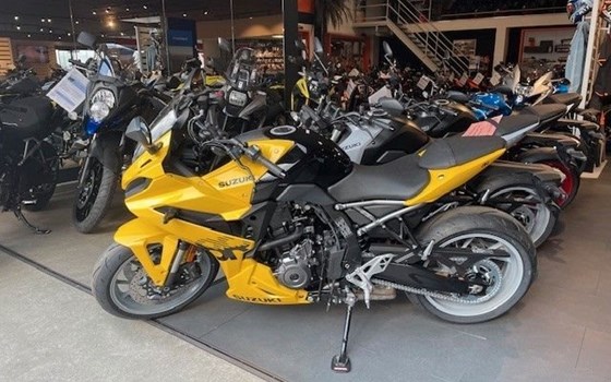 Gebrauchtmotorrad Suzuki GSX-8S - Bild 2