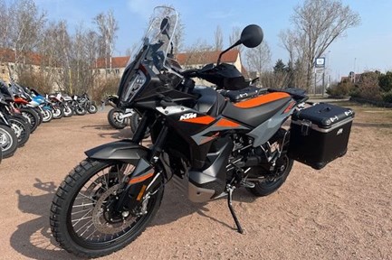 KTM 890 Adventure