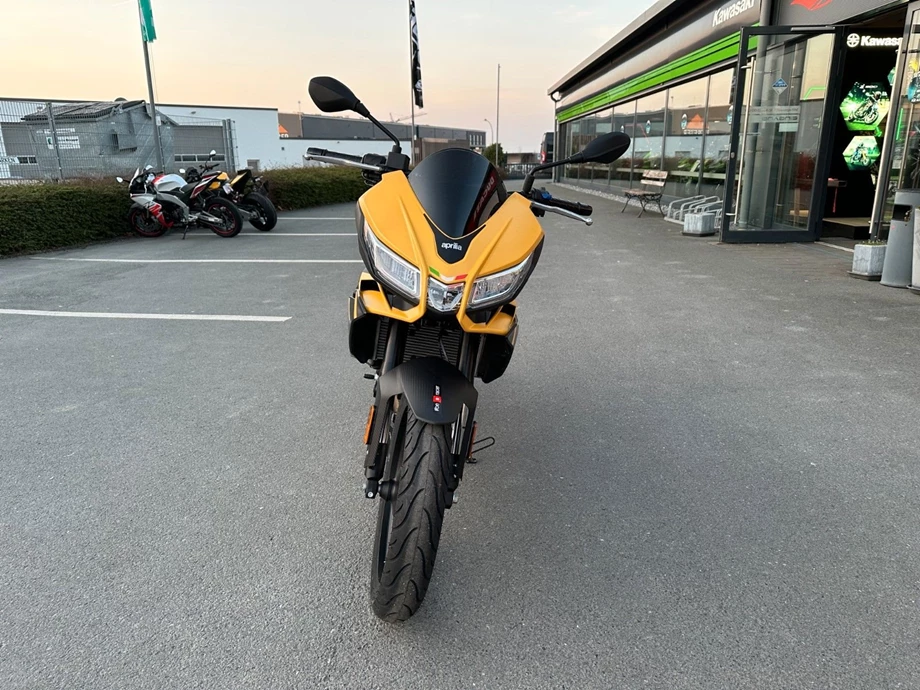 Angebot Aprilia Tuono 125 Bild 2: Angebot Aprilia Tuono 125