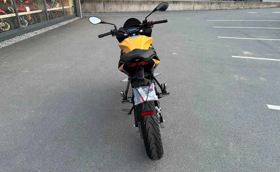 Angebot Aprilia Tuono 125 Bild 6: Angebot Aprilia Tuono 125