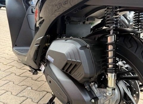 Neufahrzeug Honda SH125i - Bild 10