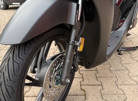 Neufahrzeug Honda SH125i - Bild 11