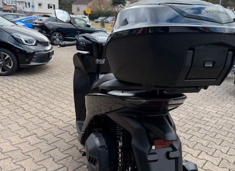 Neufahrzeug Honda SH125i - Bild 9