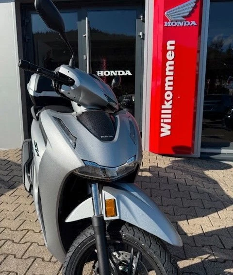 Angebot Honda SH350i Bild 12: Angebot Honda SH350i