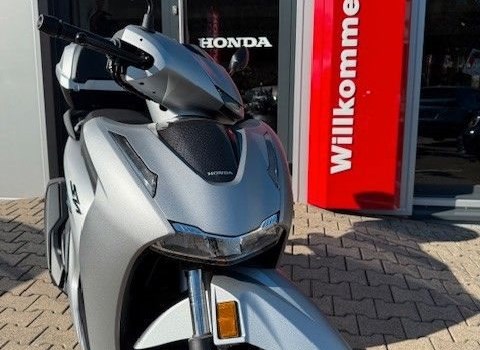 Neufahrzeug Honda SH350i - Bild 12
