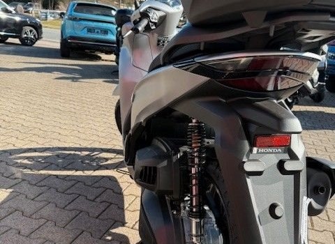 Neufahrzeug Honda SH350i - Bild 8