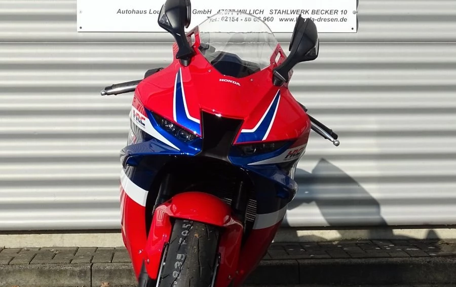 Angebot Honda CBR1000RR-R Fireblade Bild 2: Angebot Honda CBR1000RR-R Fireblade