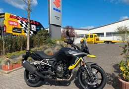 Neumotorrad Suzuki V-Strom 800