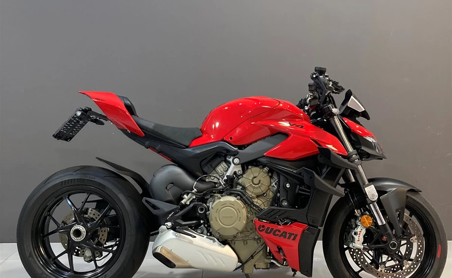 Offer Ducati Streetfighter V4 Bild 2: Offer Ducati Streetfighter V4
