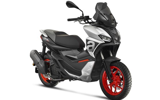 Neufahrzeug Aprilia SR GT Sport 125 - Bild 16