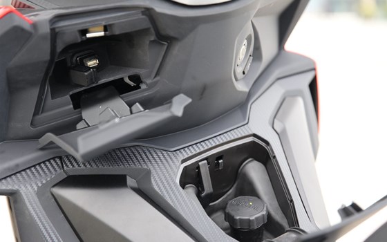 Neufahrzeug Aprilia SR GT Sport 200 - Bild 13