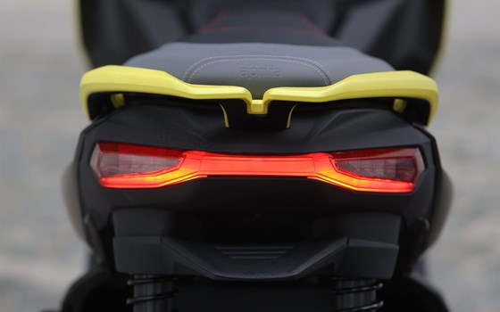 Neufahrzeug Aprilia SR GT Sport 200 - Bild 14