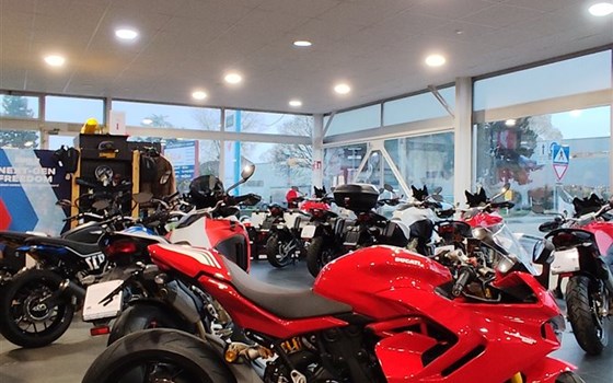 Gebrauchtmotorrad Ducati SuperSport 950 S - Bild 1 Gebrauchtmotorrad Ducati SuperSport 950 S - Bild 1