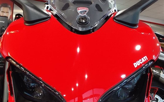 Gebrauchtmotorrad Ducati SuperSport 950 S - Bild 3 Gebrauchtmotorrad Ducati SuperSport 950 S - Bild 3
