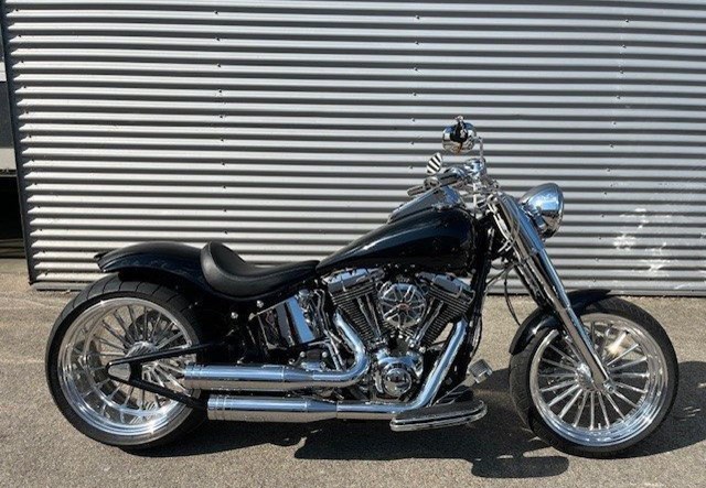 Harley-Davidson Softail Fat Boy FLSTF (Vivid Black)