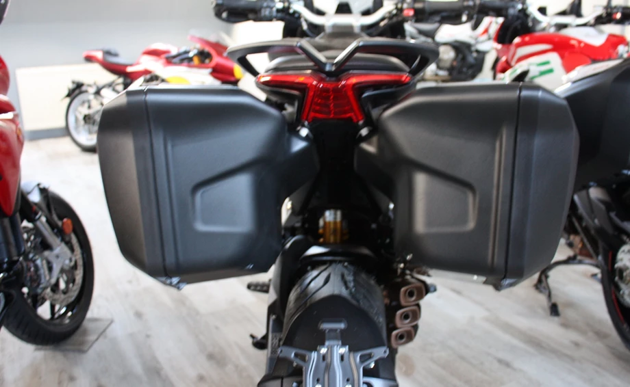Angebot MV Agusta Turismo Veloce 800 Lusso SCS Bild 6: Angebot MV Agusta Turismo Veloce 800 Lusso SCS
