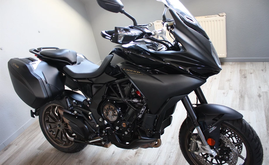 Angebot MV Agusta Turismo Veloce 800 Lusso SCS Bild 2: Angebot MV Agusta Turismo Veloce 800 Lusso SCS
