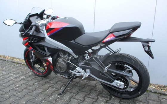 Neufahrzeug Aprilia RS 457 - Bild 5