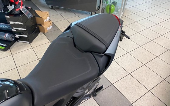 Gebrauchtmotorrad Ducati Monster + - Bild 4