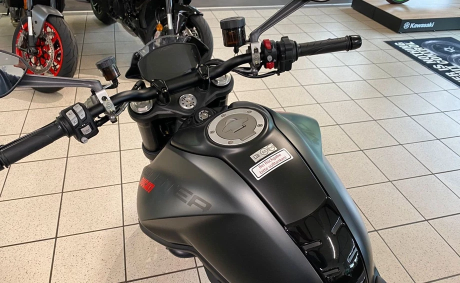 Angebot Ducati Monster + Bild 5: Angebot Ducati Monster +
