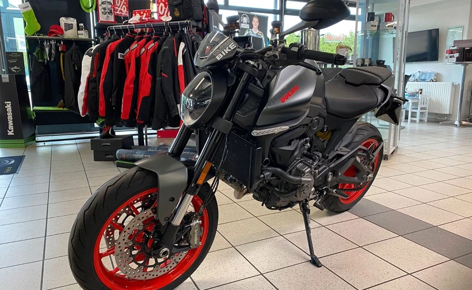 Angebot Ducati Monster + Bild 7: Angebot Ducati Monster +