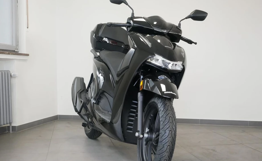 Offer Honda SH350i Bild 4: Offer Honda SH350i