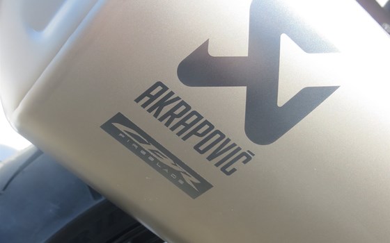 Neufahrzeug Honda CBR1000RR-R Fireblade SP - Bild 4