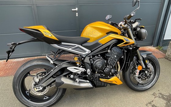 Neufahrzeug Triumph Street Triple 765 RS - Bild 1