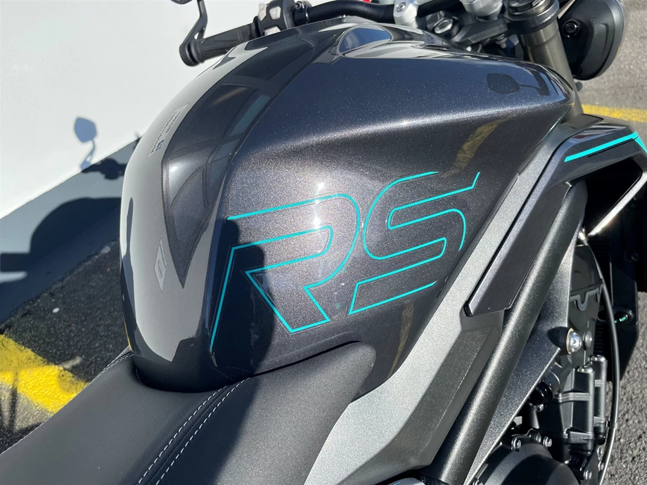 Angebot Triumph Street Triple 765 RS Bild 4: Angebot Triumph Street Triple 765 RS