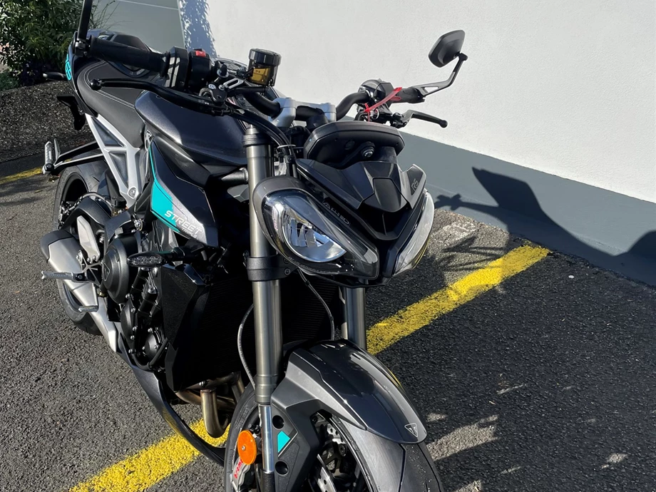 Angebot Triumph Street Triple 765 RS Bild 3: Angebot Triumph Street Triple 765 RS