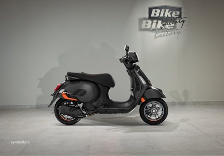 Vespa GTS 125 Super Sport (Nero Convinto)