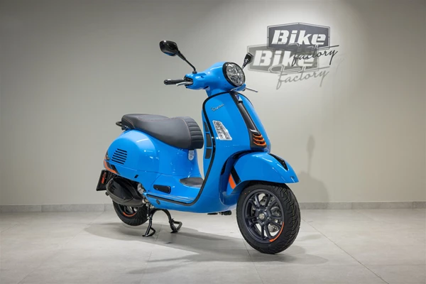 Vespa GTS 125 Super Sport (Blu Eclettico) - Bild 2