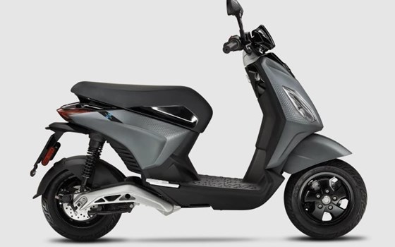 Neufahrzeug Piaggio 1 Active - Bild 1
