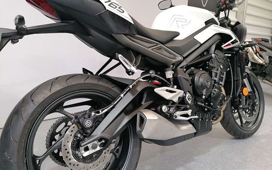 Neufahrzeug Triumph Street Triple 765 R - Bild 4 Neufahrzeug Triumph Street Triple 765 R - Bild 4