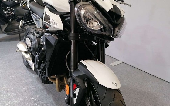 Neufahrzeug Triumph Street Triple 765 R - Bild 7 Neufahrzeug Triumph Street Triple 765 R - Bild 7