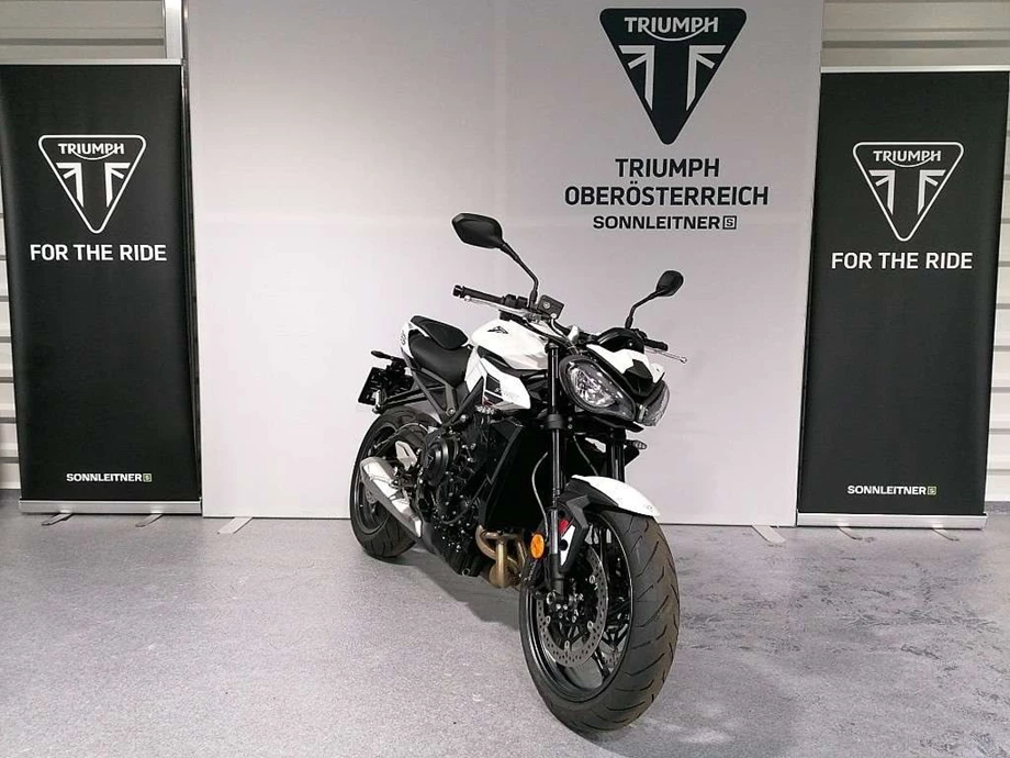 Angebot Triumph Street Triple 765 R Bild 8: Angebot Triumph Street Triple 765 R