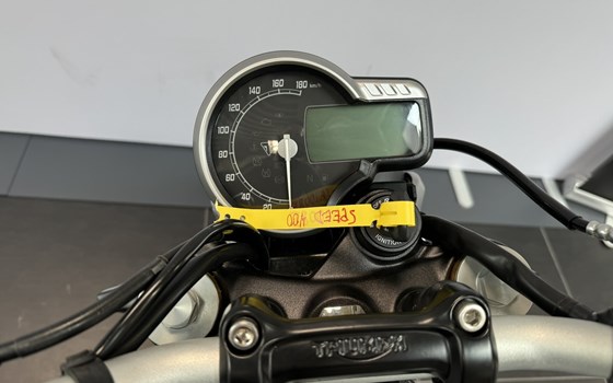 Neufahrzeug Triumph Speed 400 - Bild 10 Neufahrzeug Triumph Speed 400 - Bild 10