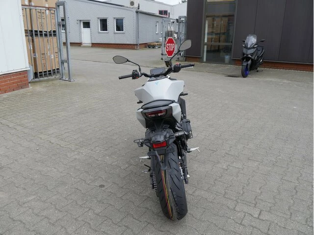Angebot Yamaha MT-09 Y-AMT Bild 9: Angebot Yamaha MT-09 Y-AMT