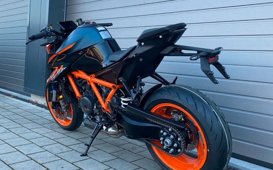 Neufahrzeug KTM 1290 Super Duke R EVO - Bild 4