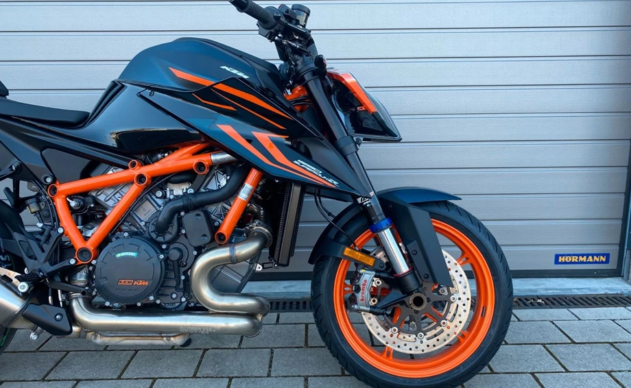 Angebot KTM 1290 Super Duke R EVO Bild 5: Angebot KTM 1290 Super Duke R EVO