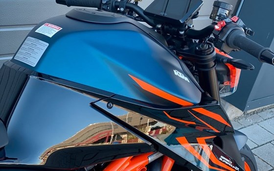 Neufahrzeug KTM 1290 Super Duke R EVO - Bild 9