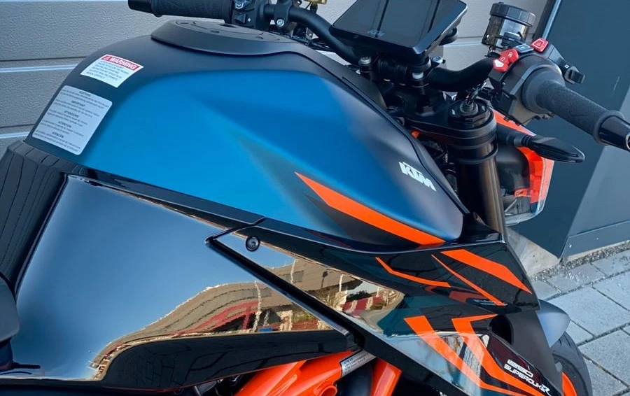 Angebot KTM 1290 Super Duke R EVO Bild 9: Angebot KTM 1290 Super Duke R EVO