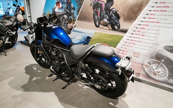 Neufahrzeug Honda CMX1100 Rebel DCT - Bild 11