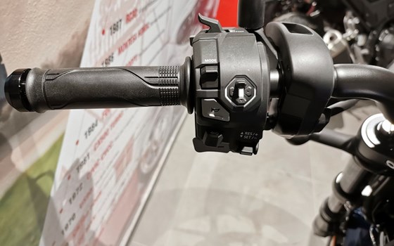 Neufahrzeug Honda CMX1100 Rebel DCT - Bild 7